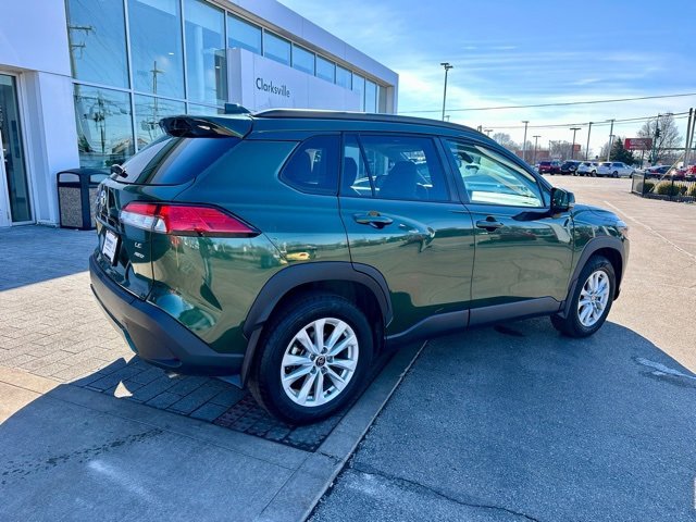 Used 2022 Toyota Corolla Cross LE image 7