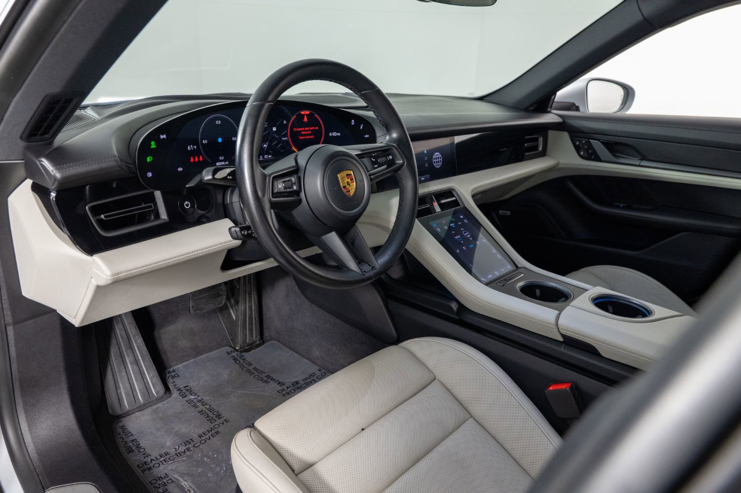 Used 2021 Porsche Taycan 4S w/ Premium Package image 12