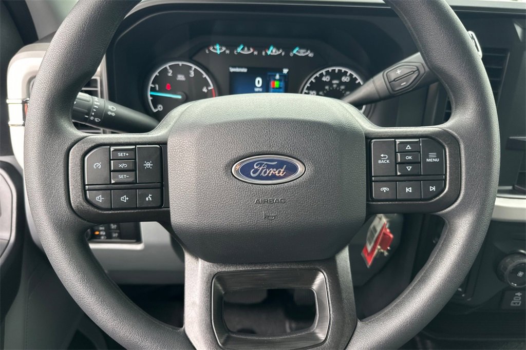 New 2026 Ford F550 4x4 Crew Cab Super Duty image 18