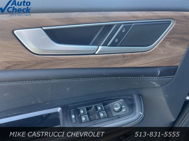 Used 2025 Volkswagen Atlas SE AWD/4WD image 11