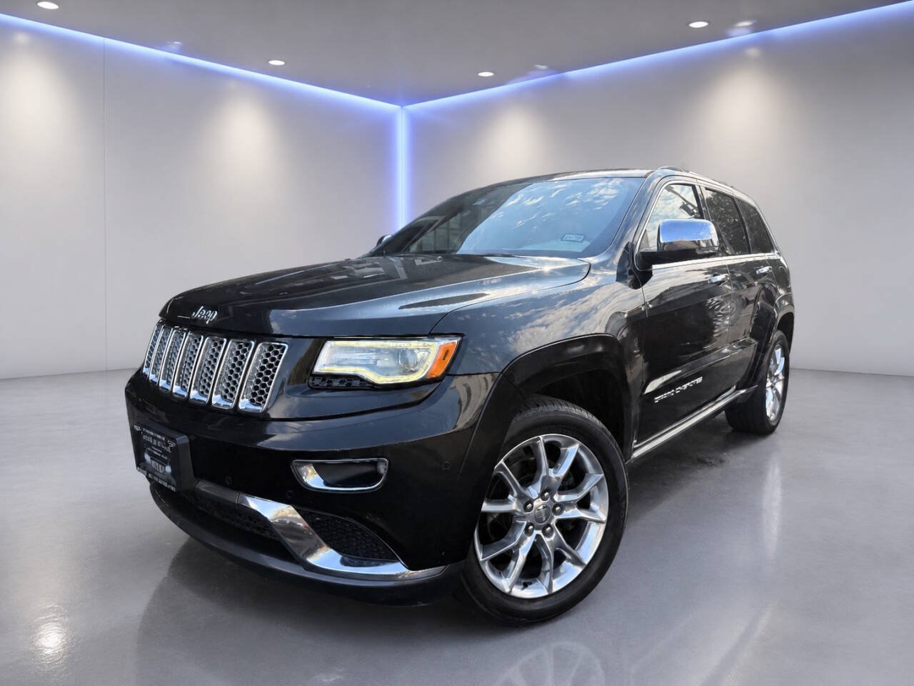 Used 2016 Jeep Grand Cherokee Summit w/ Skid Plate Group AWD/4WD image 1
