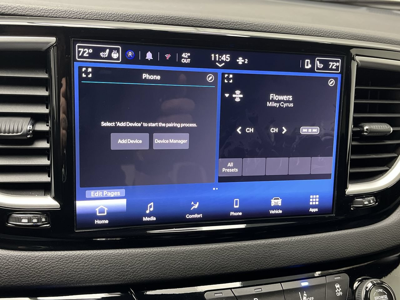 Used 2025 Chrysler Pacifica Select FWD image 19