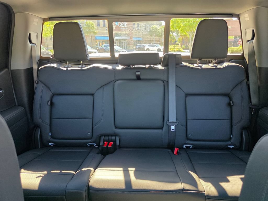 New 2026 Chevrolet Silverado 1500 LTZ w/ LTZ Premium Package AWD/4WD image 19