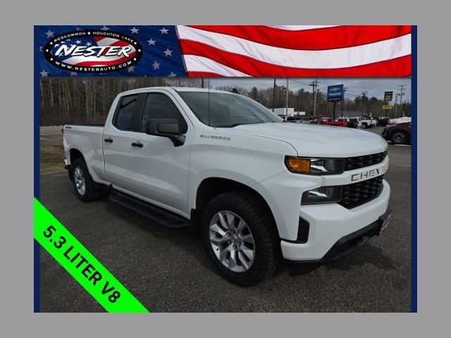 Used 2020 Chevrolet Silverado 1500 Custom w/ Custom Value Package image 1