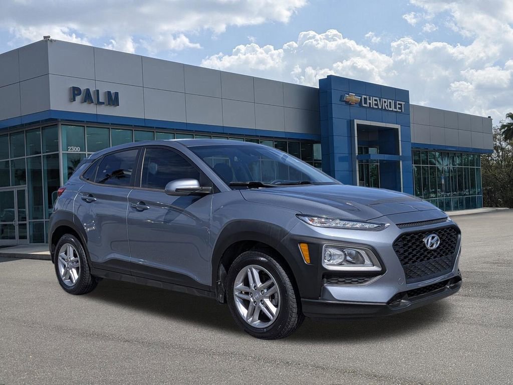 Used 2021 Hyundai Kona SE FWD image 1