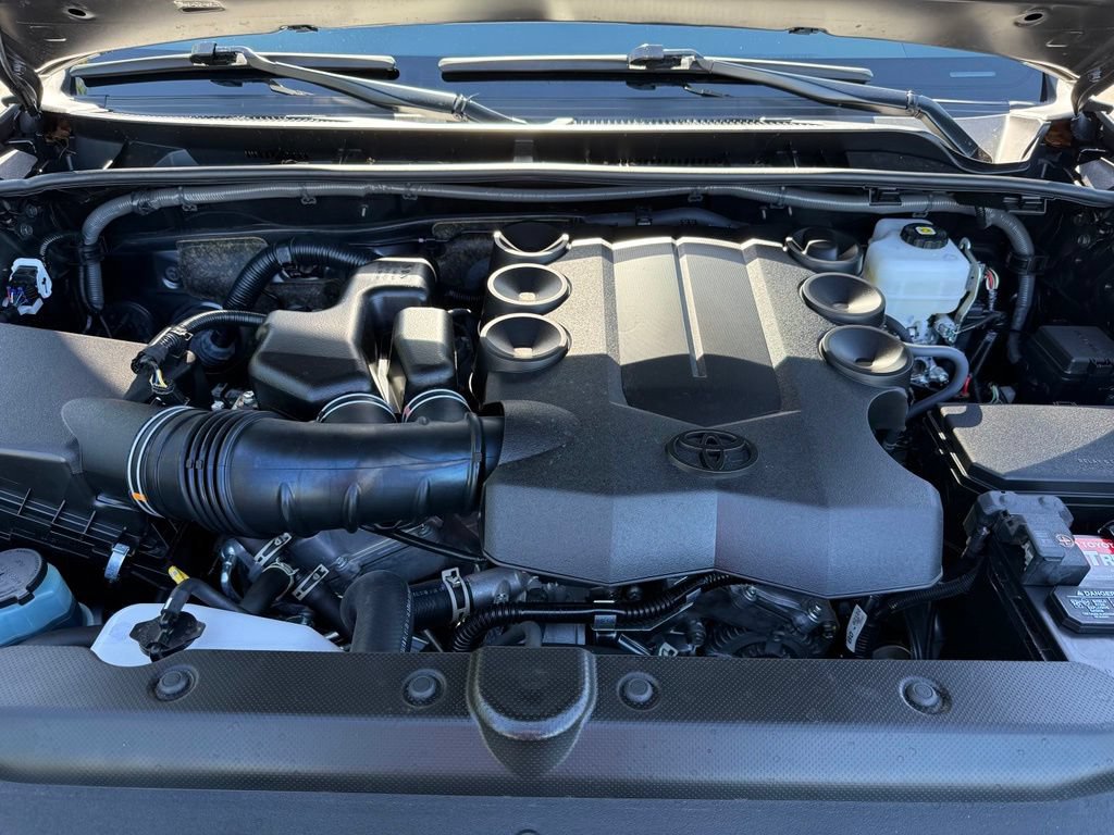Certified 2022 Toyota 4Runner Limited AWD/4WD image 10