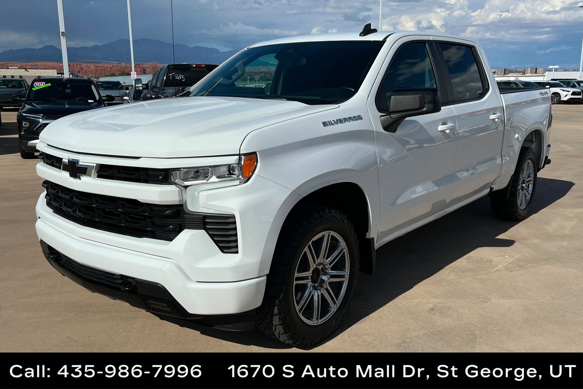 Used 2022 Chevrolet Silverado 1500 RST AWD/4WD image 1