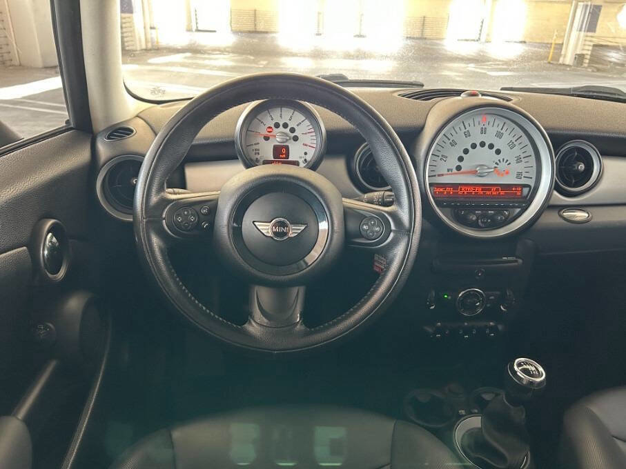 Used 2012 MINI Cooper Hardtop image 25