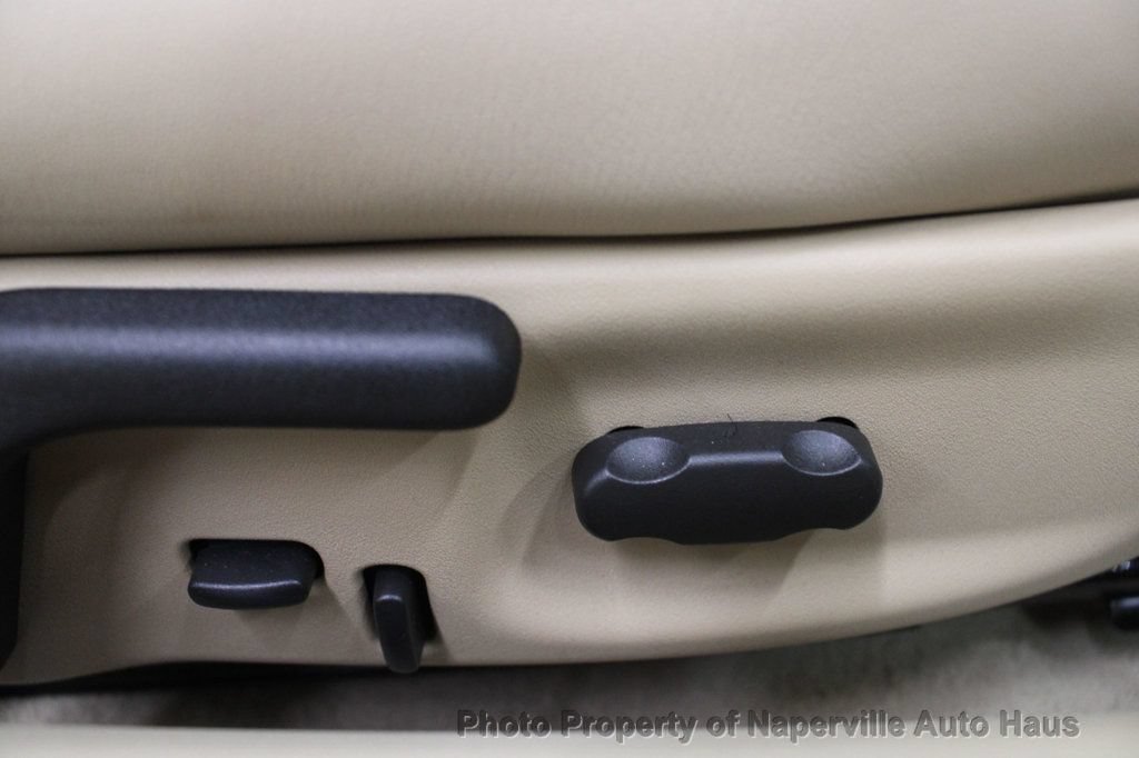 Used 2007 Chevrolet Corvette Coupe w/ Preferred Equipment Group RWD image 38