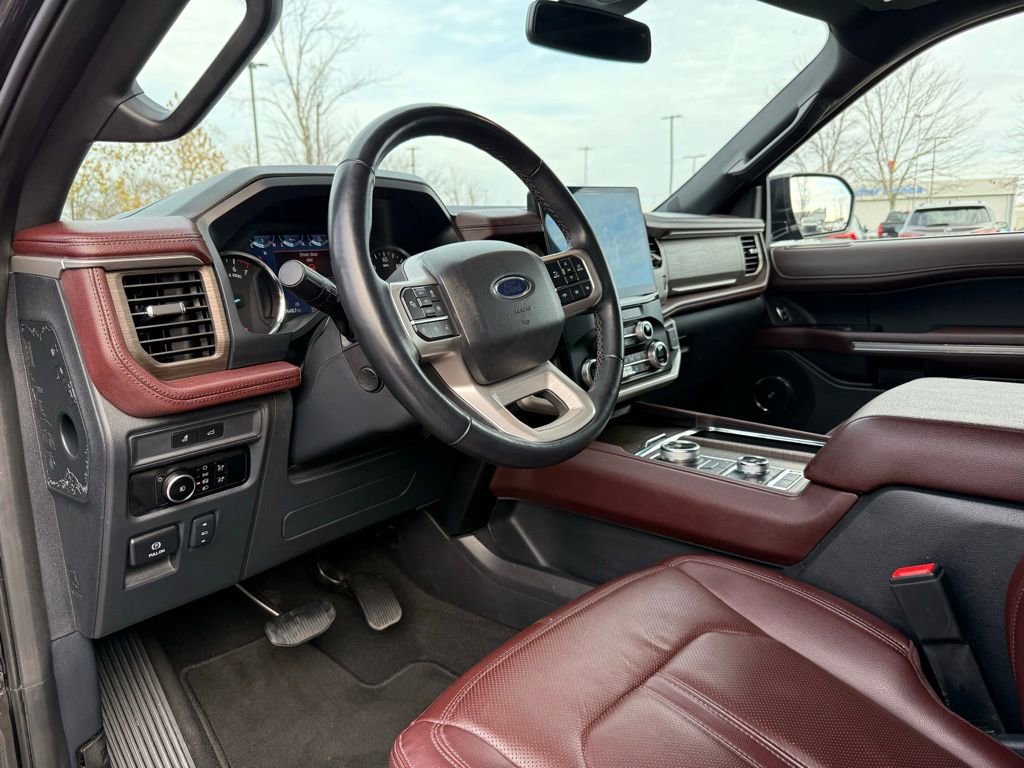 Used 2024 Ford Expedition Max Limited image 9