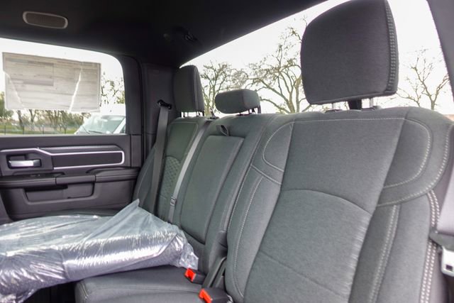 New 2026 RAM 2500 Big Horn AWD/4WD image 24