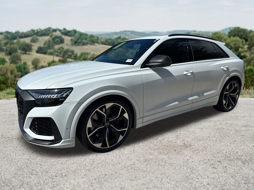 Used 2023 Audi RS Q8 AWD/4WD video 3