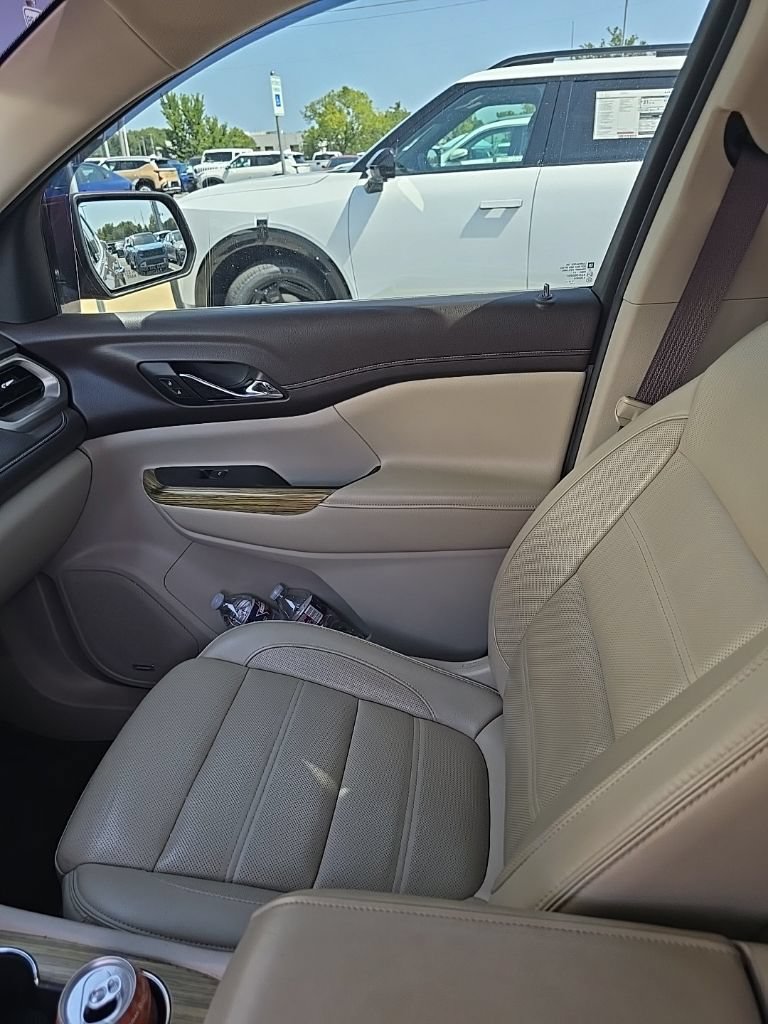 Used 2019 GMC Acadia Denali AWD/4WD image 12