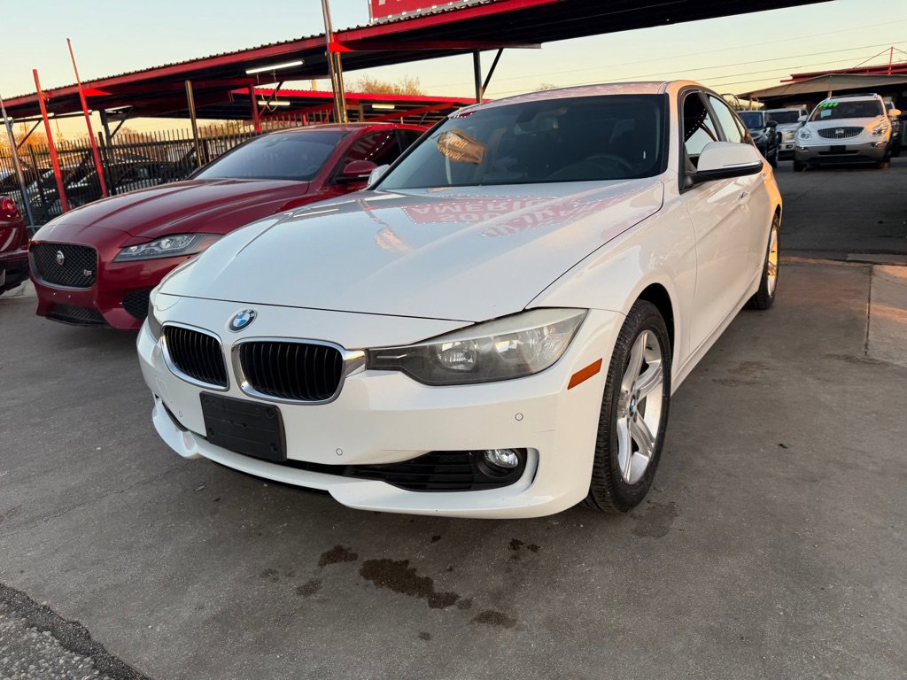 Used 2014 BMW 328i Sedan RWD image 2