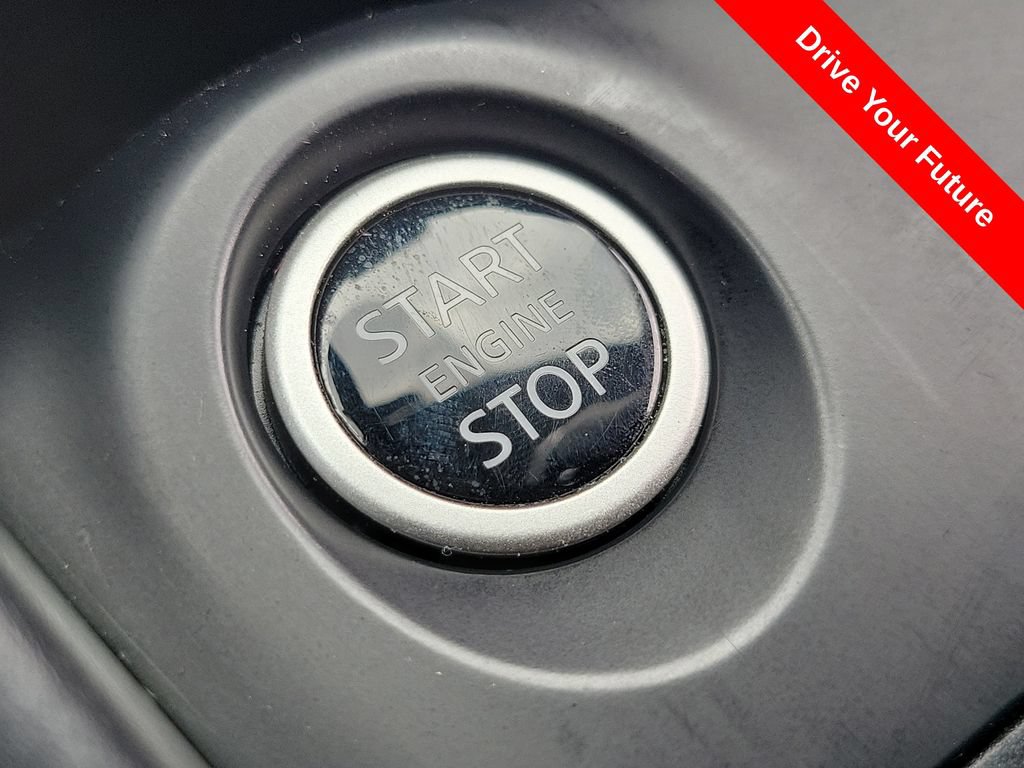 Used 2024 Nissan Kicks S FWD image 9