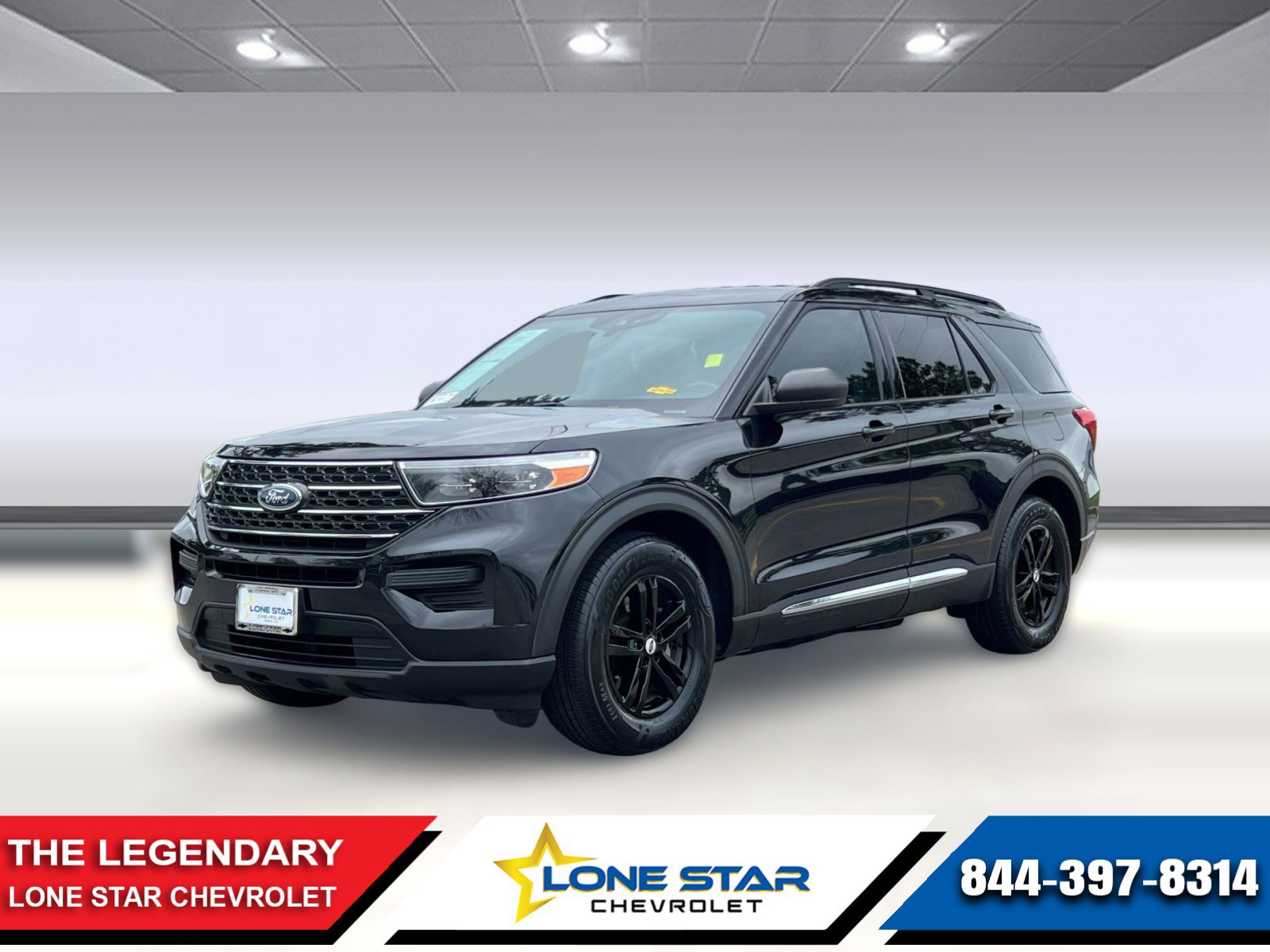 Used 2022 Ford Explorer XLT image 1