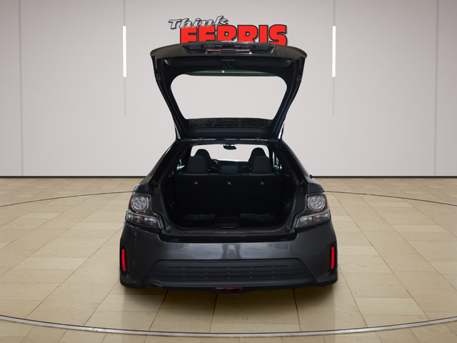 Used 2016 Scion tC FWD image 9
