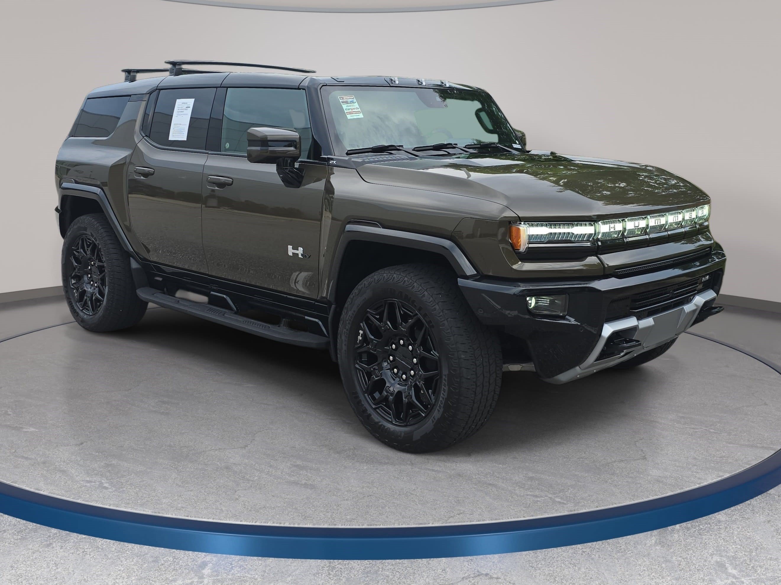Used 2025 GMC Hummer EV 2X AWD/4WD image 3