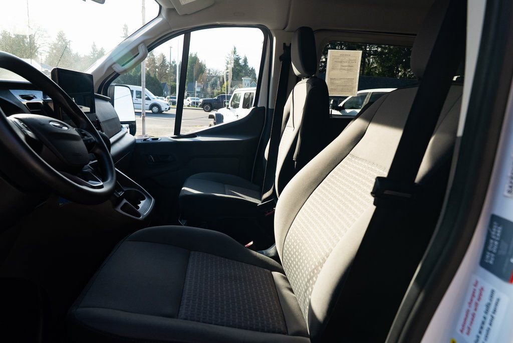 Used 2023 Ford Transit 350 XLT image 16