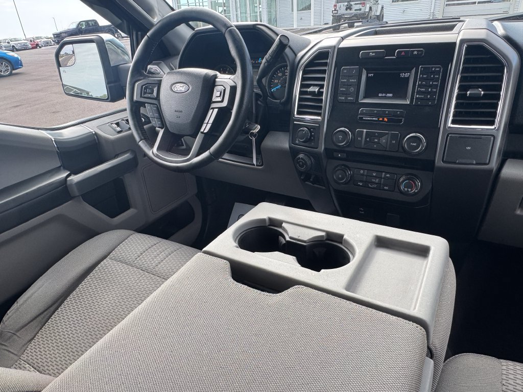 Used 2016 Ford F150 XLT w/ Equipment Group 301A Mid AWD/4WD image 28