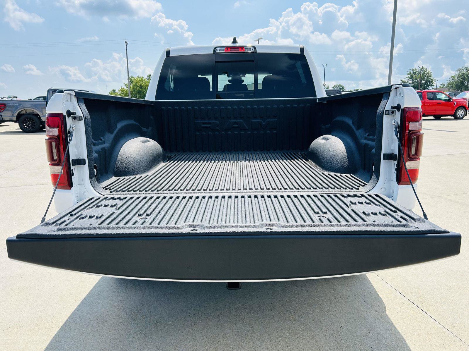 Used 2023 RAM 1500 Big Horn AWD/4WD image 27