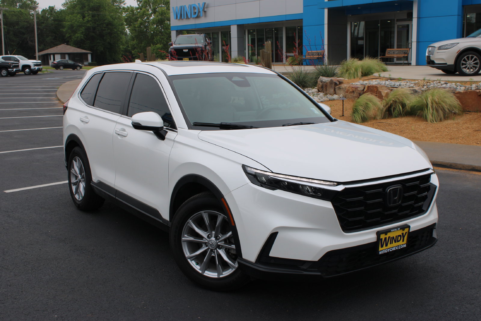 Used 2025 Honda CR-V EX-L image 2