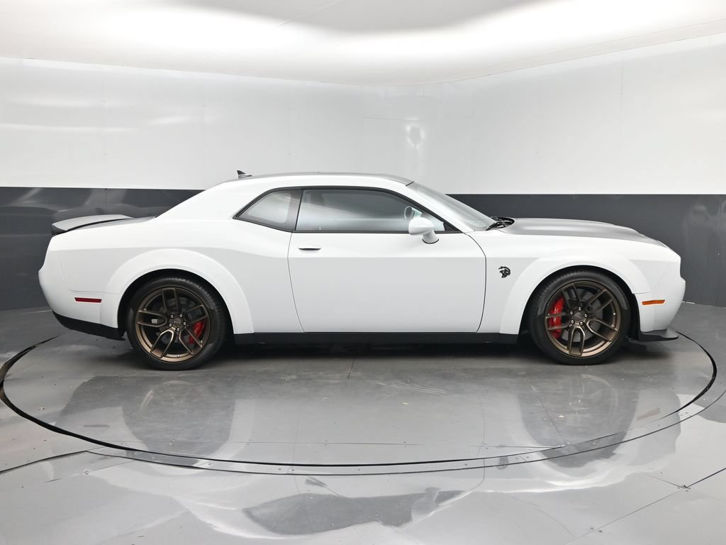 Used 2023 Dodge Challenger SRT Hellcat RWD image 2