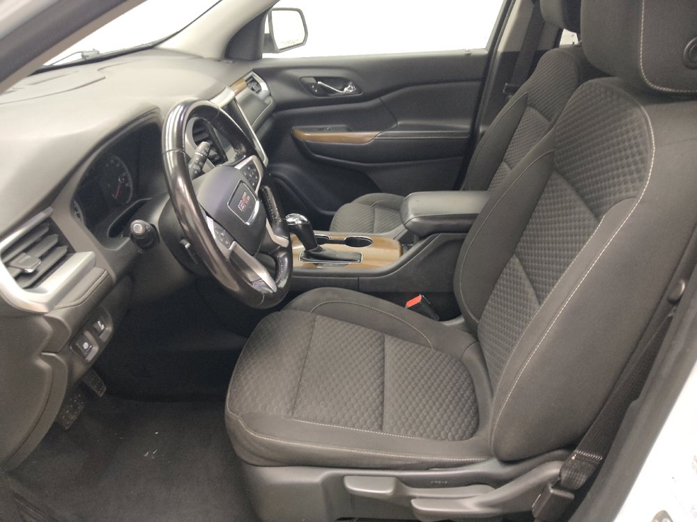 Used 2018 GMC Acadia SLE FWD image 17