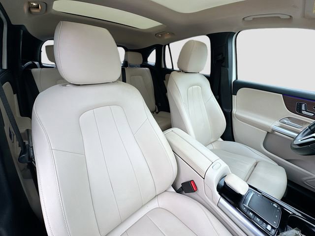 Used 2023 Mercedes-Benz GLA 250 4MATIC image 29