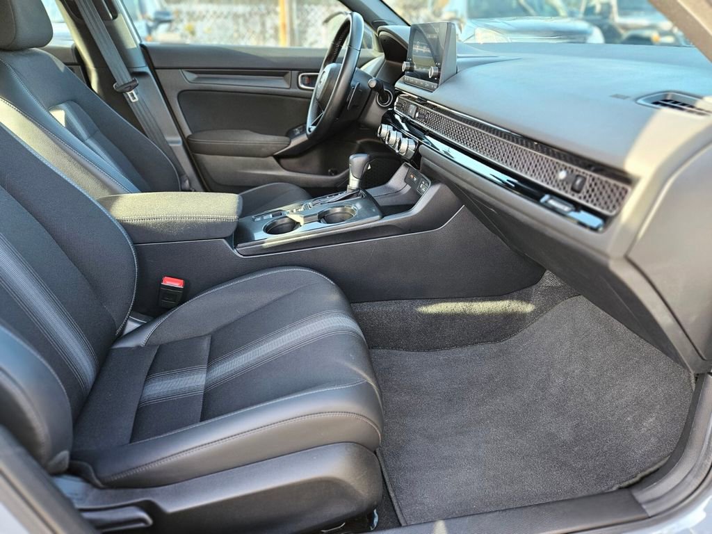 Used 2024 Honda Civic Sport image 8