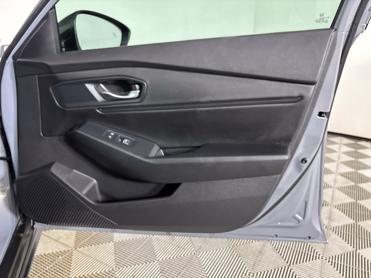 Used 2025 Honda Accord SE image 29
