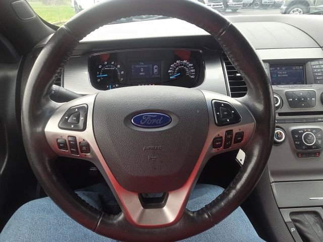 Used 2016 Ford Taurus SEL image 31