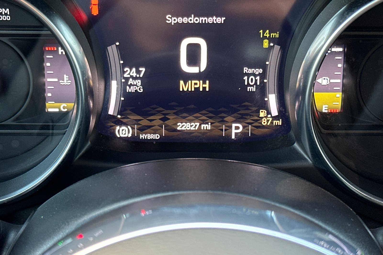 Used 2022 Jeep Wrangler Unlimited Sahara w/ Safety Group image 28