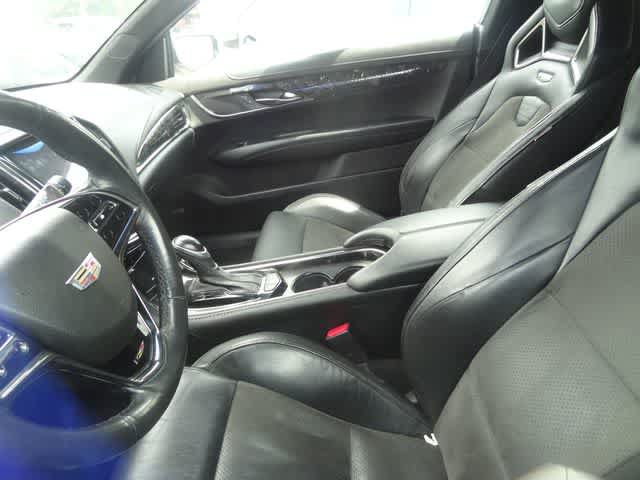Used 2017 Cadillac ATS V w/ Luxury Package RWD image 8