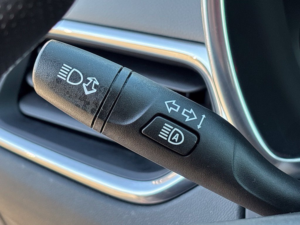 Used 2022 Chevrolet Equinox LS w/ LS Convenience Package FWD image 25