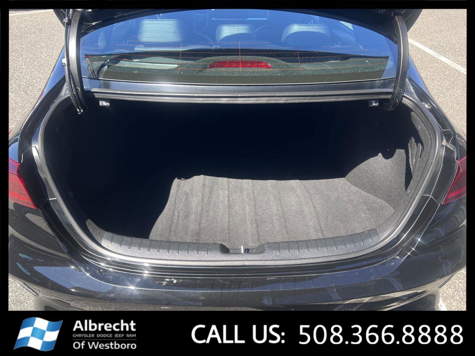 Used 2023 Kia Forte GT-Line w/ GT-Line Premium Package image 15