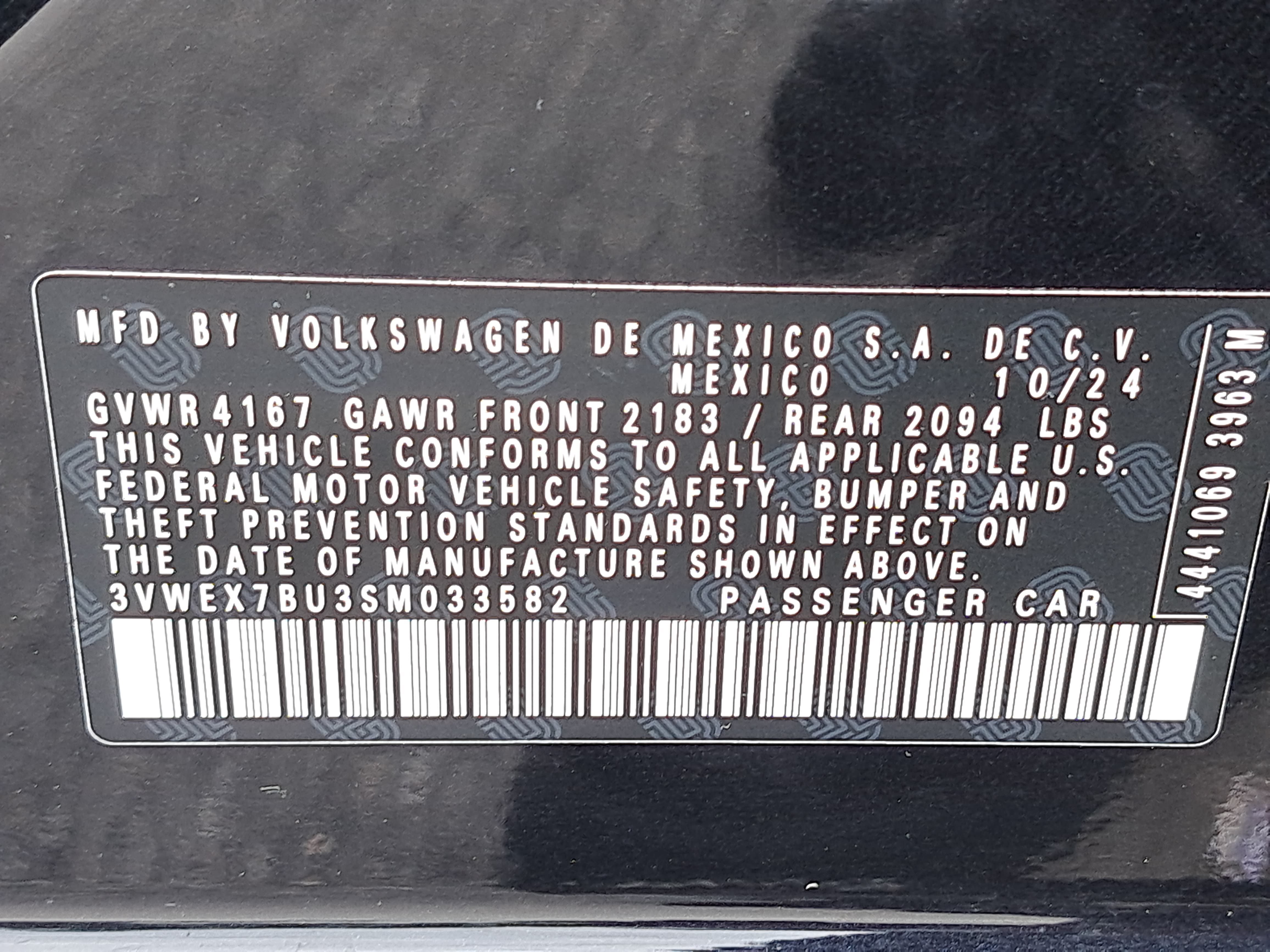 Certified 2025 Volkswagen Jetta SE FWD image 32