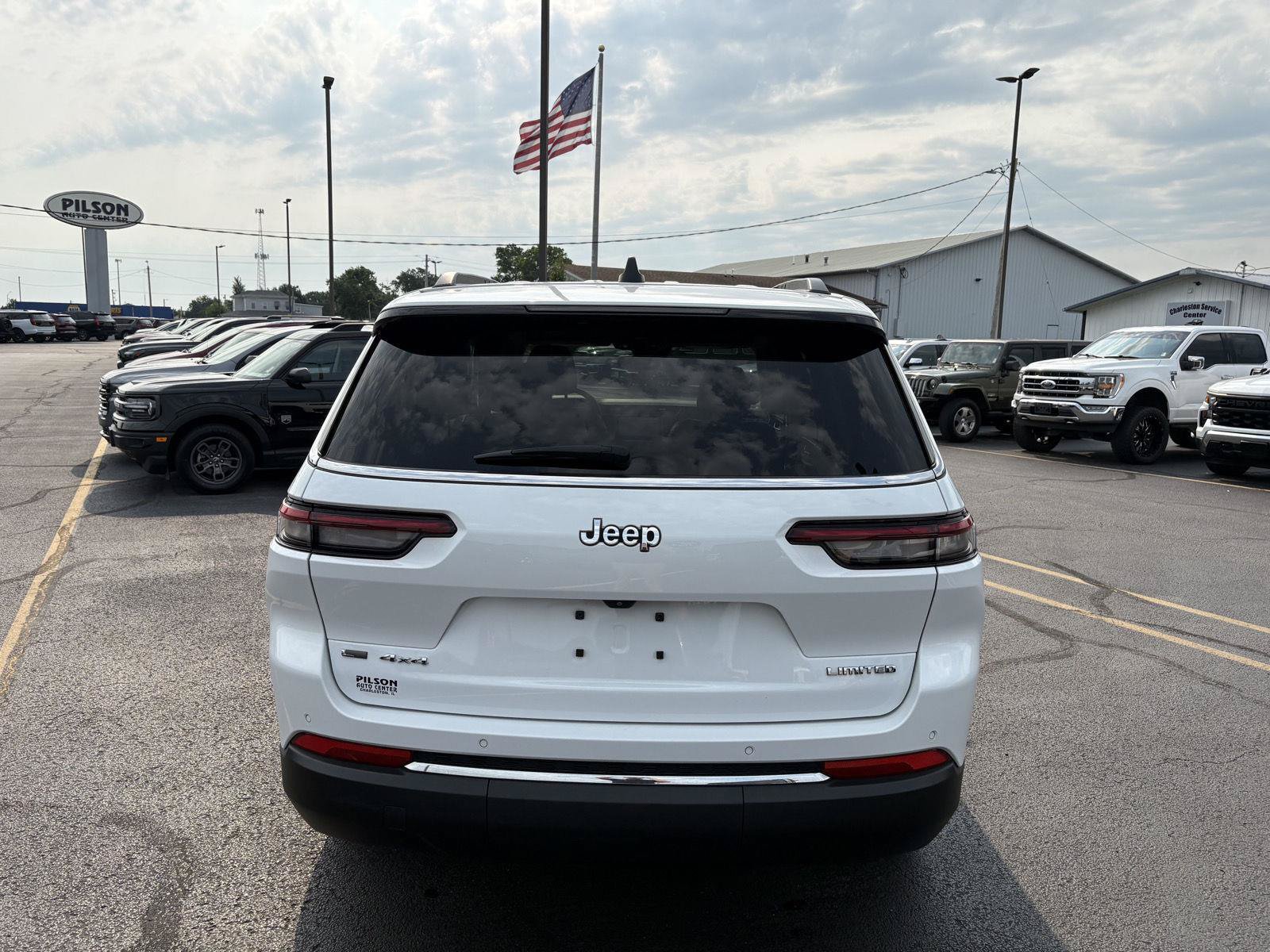 Used 2022 Jeep Grand Cherokee L Limited AWD/4WD image 25