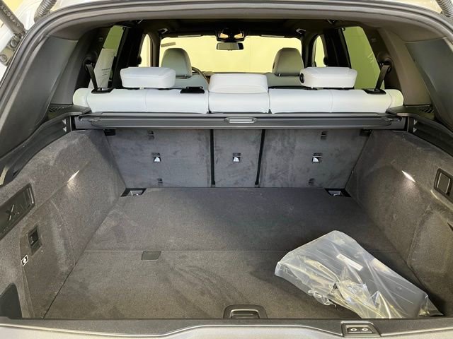 New 2026 BMW X5 xDrive50e AWD/4WD image 16