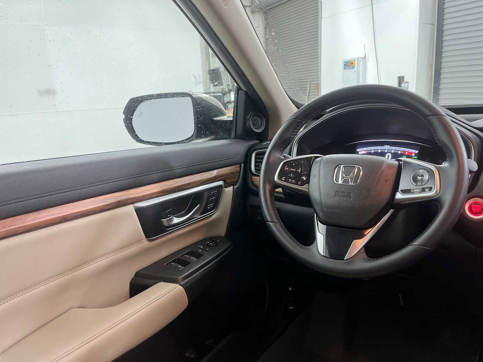Used 2017 Honda CR-V Touring image 14