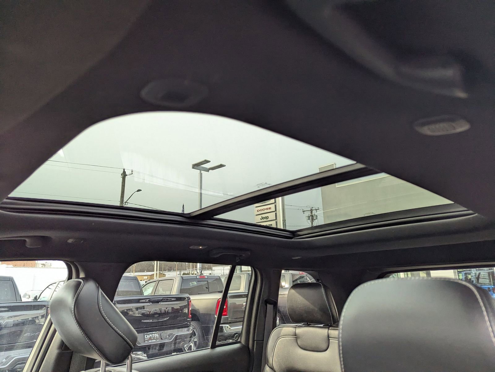 Used 2024 Jeep Grand Cherokee Limited 4xe w/ Trailer Tow Package image 21