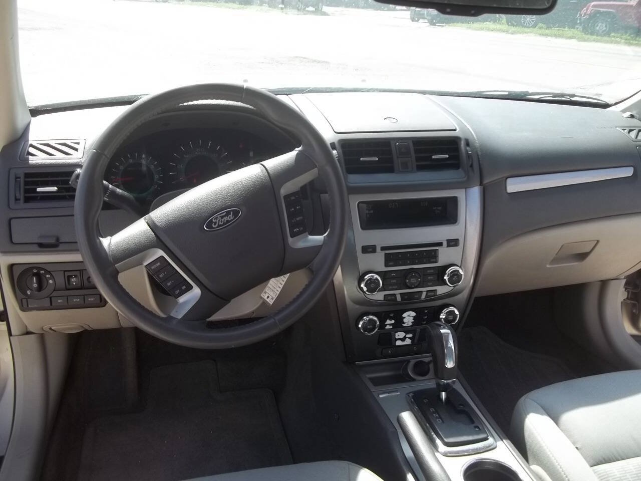 Used 2010 Ford Fusion SEL AWD/4WD image 9