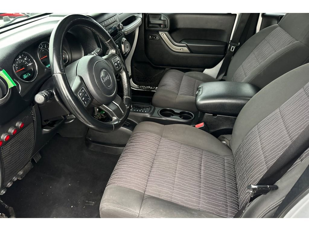 Used 2011 Jeep Wrangler Unlimited Sport image 12