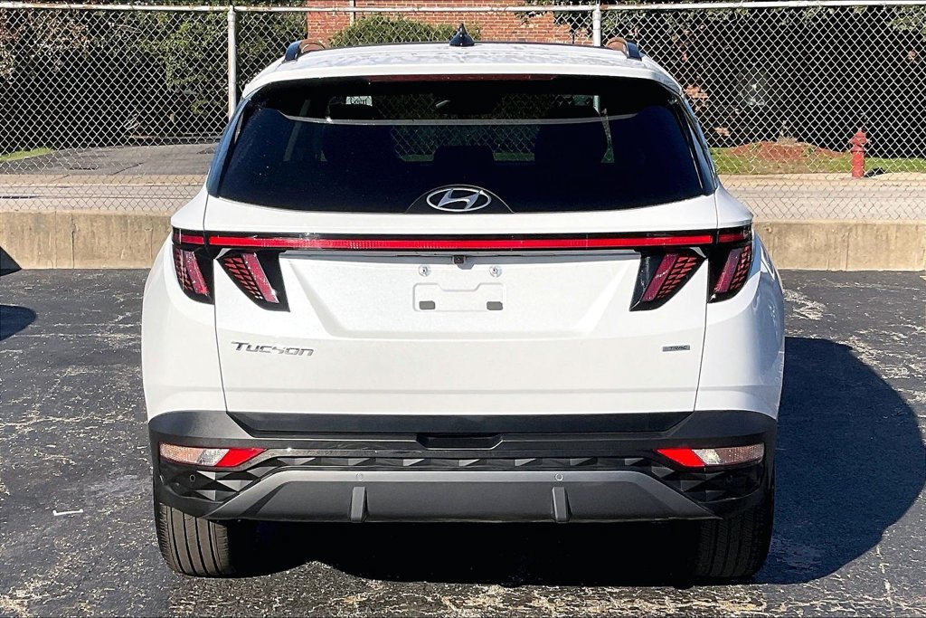 Used 2022 Hyundai Tucson Limited AWD/4WD image 3