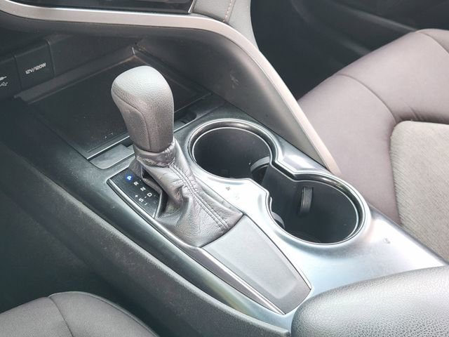 Used 2019 Toyota Camry LE FWD image 19