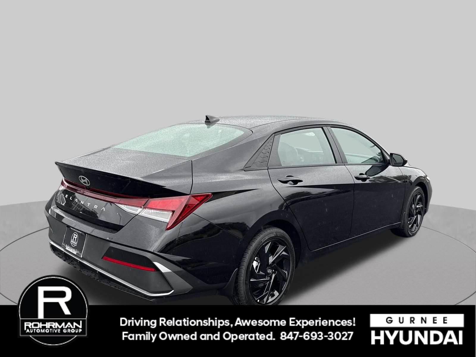 New 2026 Hyundai Elantra SEL Sport FWD image 9