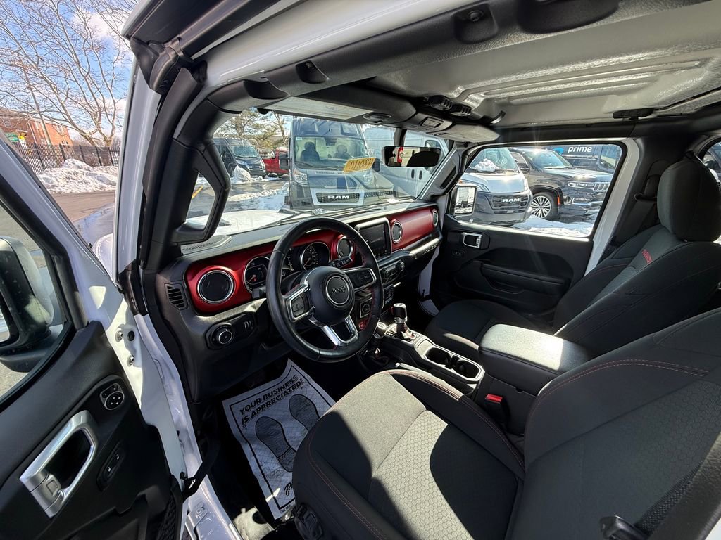 Used 2023 Jeep Wrangler Unlimited Rubicon w/ Cold Weather Group image 10
