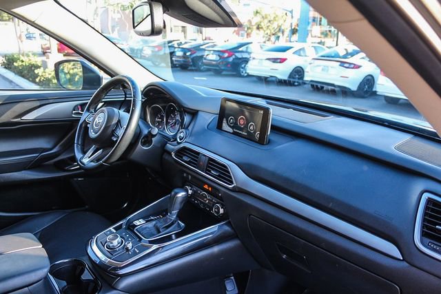 Used 2018 MAZDA CX-9 Touring w/ Touring Premium Package image 23
