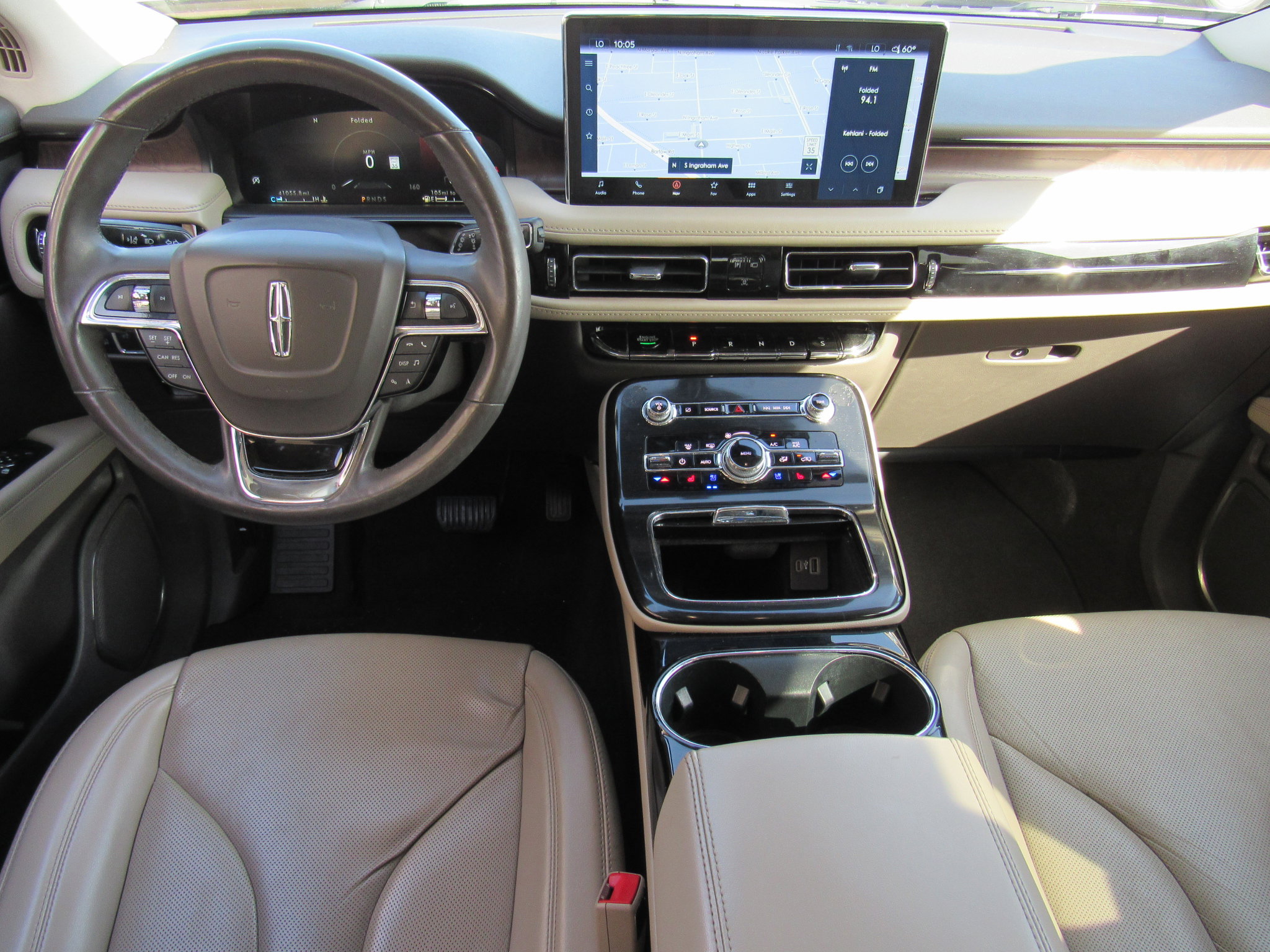 Certified 2022 Lincoln Nautilus Reserve image 10