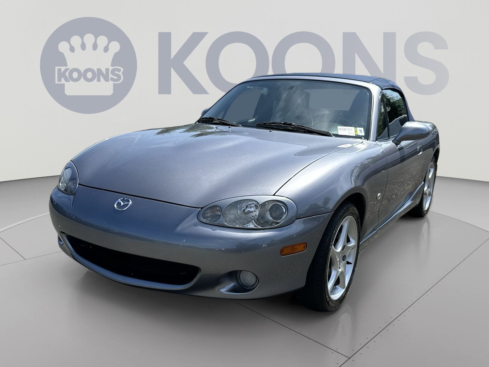 Used 2003 MAZDA MX-5 Miata RWD image 5
